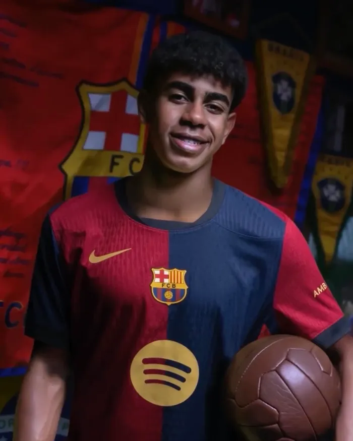 https://static.shoeprize.com/open_raffle/main_carousel/None/-shoeprize-FC-BARCELONA-2024/25-X-NIKE-HOME-JERSEY-414987-1721293187521.jpg