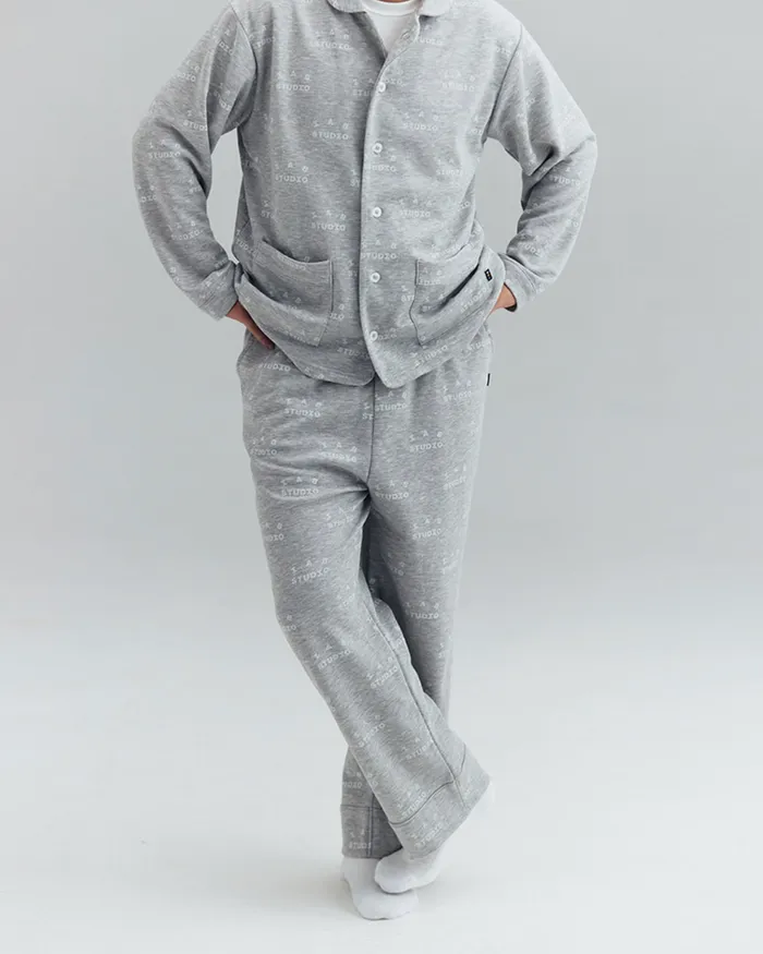 https://static.shoeprize.com/open_raffle/main_carousel/None/-shoeprize-IAB-STUDIO-AT-HOME-PAJAMA-SET-24-GREY-423145-1725838498181.jpeg